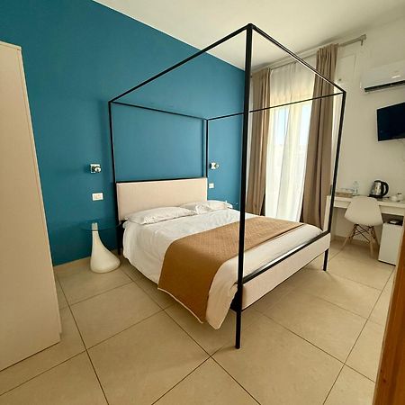 Les Chambres De Francoise Guest House Olbia Exteriör bild