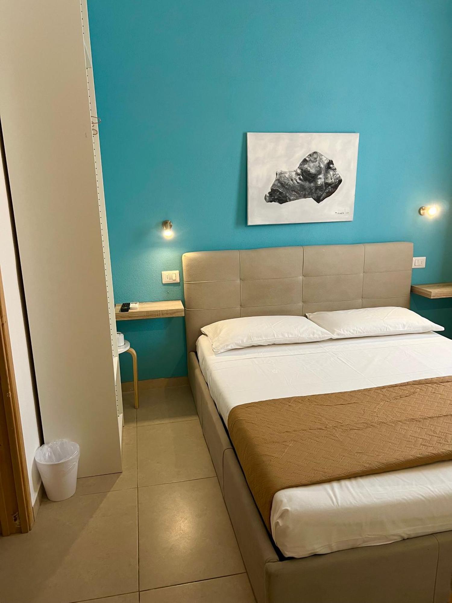 Les Chambres De Francoise Guest House Olbia Exteriör bild