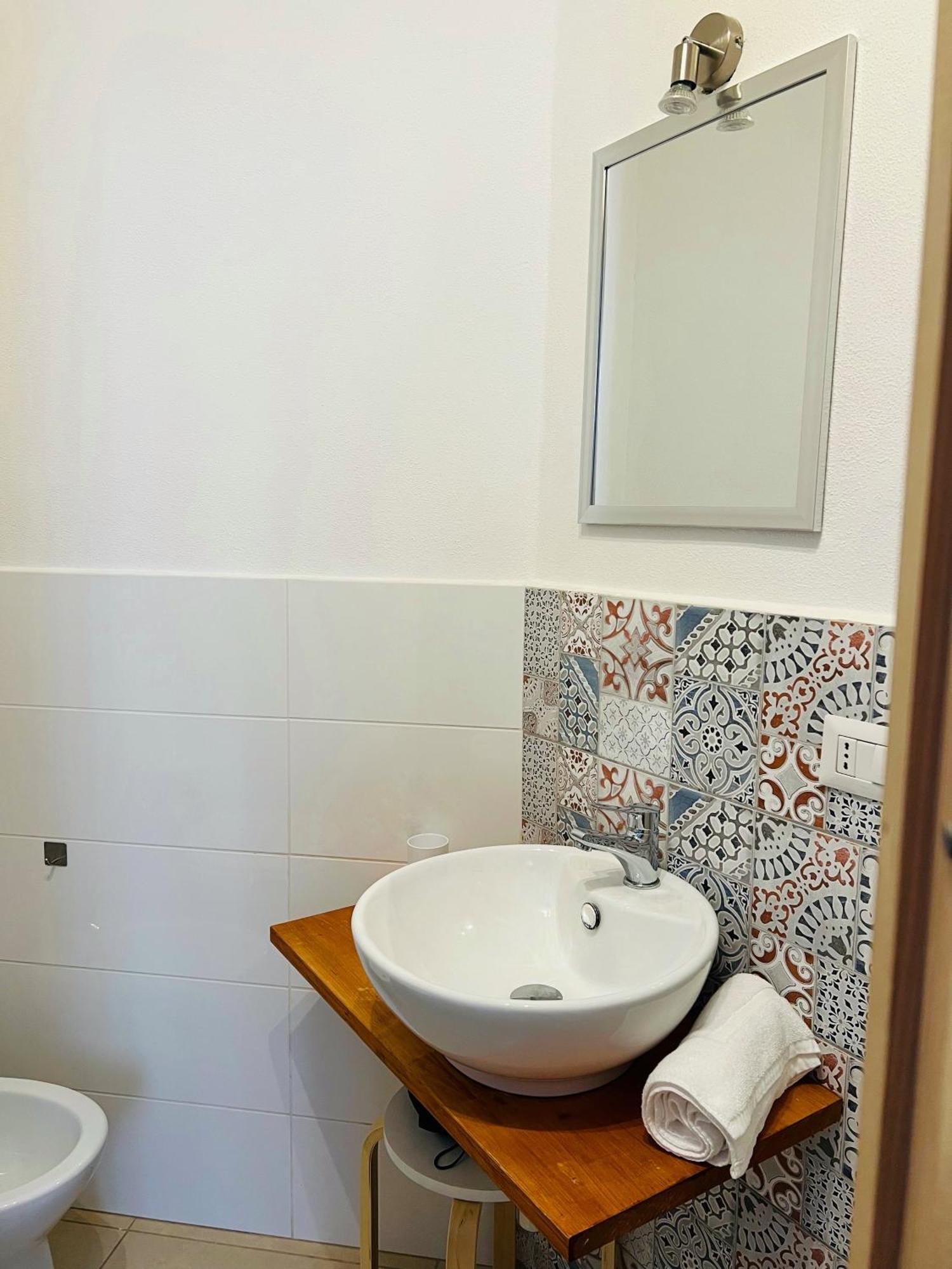 Les Chambres De Francoise Guest House Olbia Exteriör bild